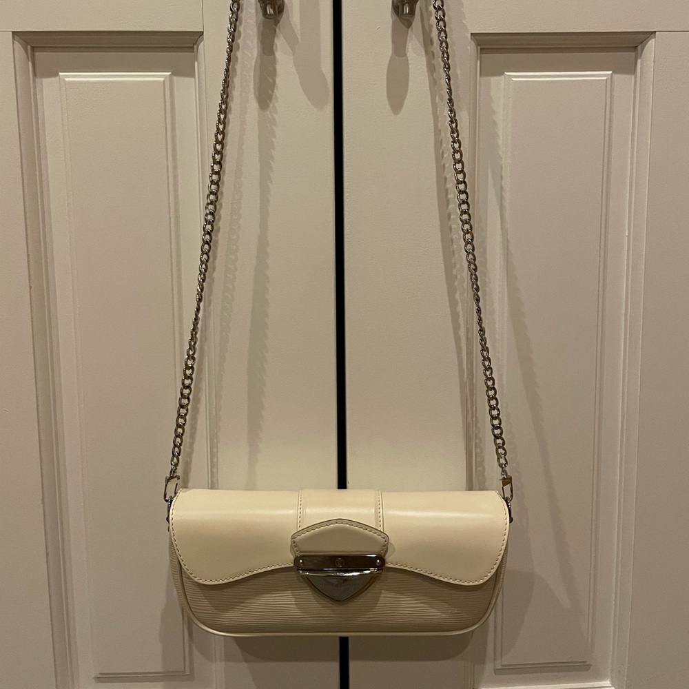 Louis Vuitton Montaigne Clutch Epi Leather White
